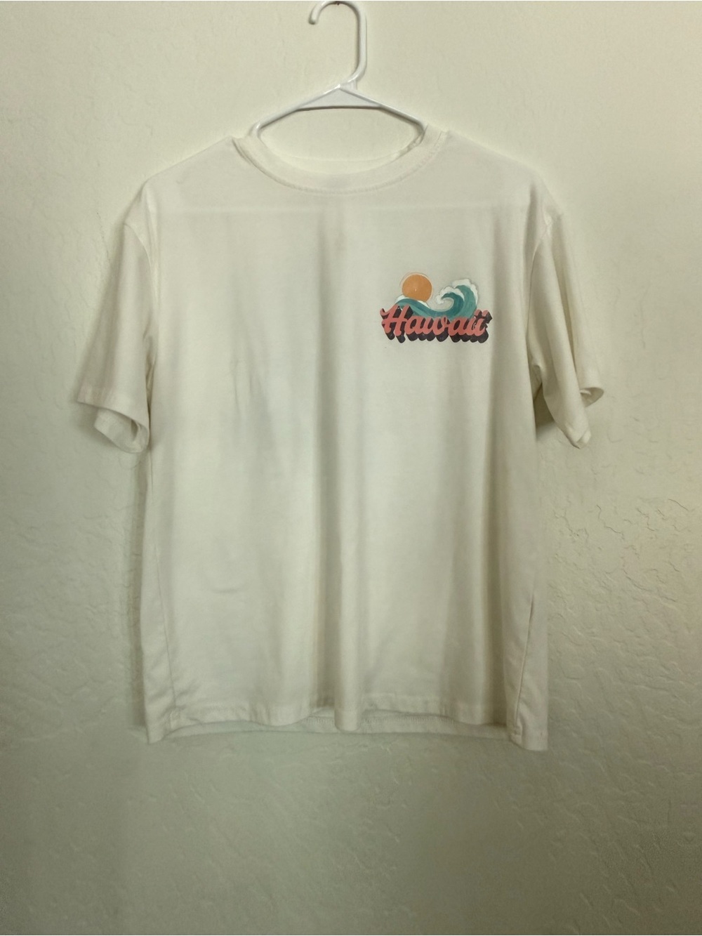SHEIN Cream Hawaii Wave Graphic Tee